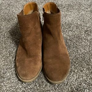 Kensie Brown Ankle Boots